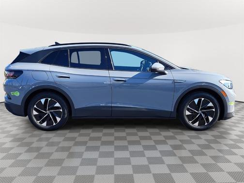 2022 Volkswagen ID.4 Pro