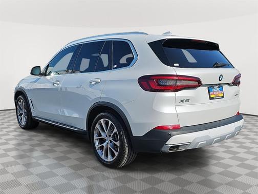 2023 BMW X5 sDrive40i