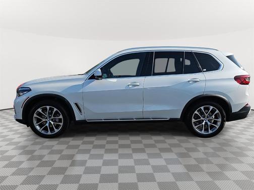2023 BMW X5 sDrive40i