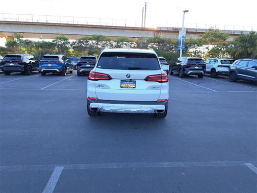 2023 BMW X5 sDrive40i