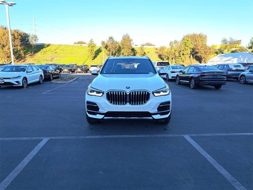 2023 BMW X5 sDrive40i