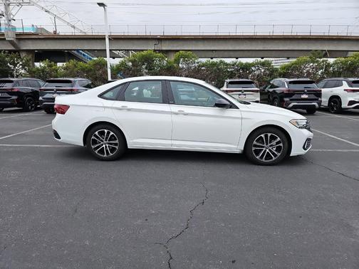 2023 Volkswagen Jetta 1.5T Sport