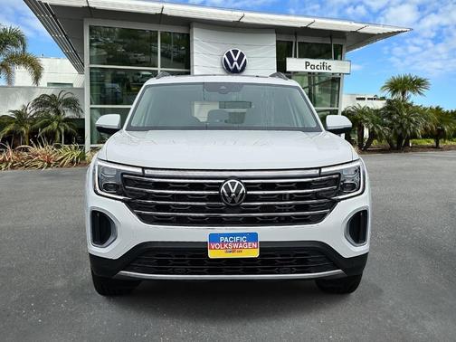 Pure White 2024 Volkswagen Atlas 2.0T SE w/Technology