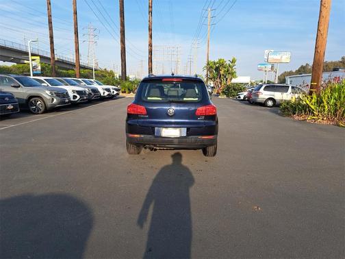 2016 Volkswagen Tiguan S