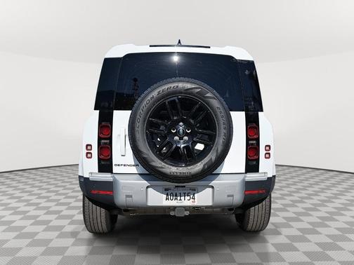 2024 Land Rover Defender P300 S