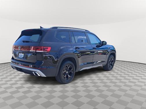 2024 Volkswagen Atlas 2.0T Peak Edition SE w/Technology