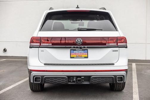 2025 Volkswagen Atlas 2.0T Peak Edition