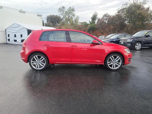 2017 Volkswagen Golf TSI SEL 4-Door