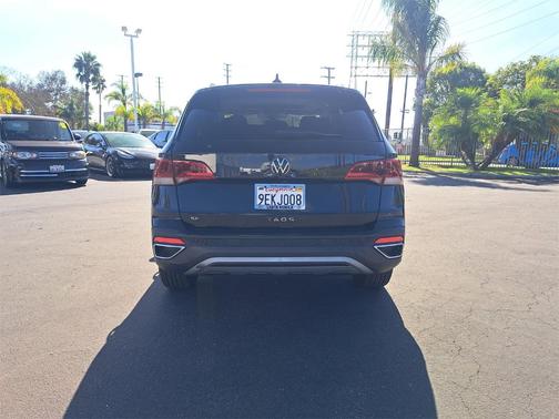 2023 Volkswagen Taos 1.5T SE