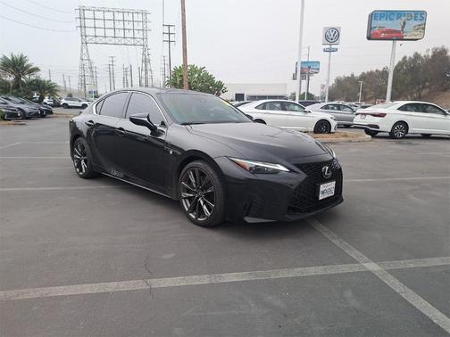 2024 Lexus IS 350 