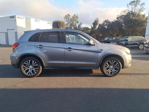 2018 Mitsubishi Outlander Sport 