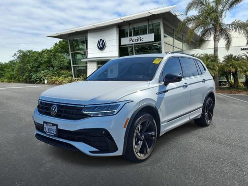 2023 Volkswagen Tiguan 2.0T SE R-Line Black