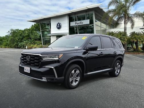 Crystal Black Pearl 2025 Honda Pilot EX-L