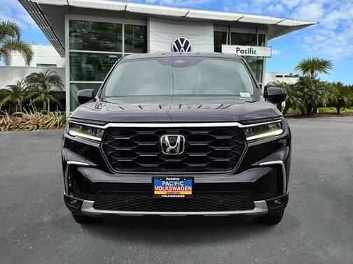 Crystal Black Pearl 2025 Honda Pilot EX-L