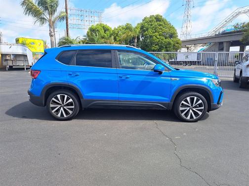 2024 Volkswagen Taos 1.5T SE