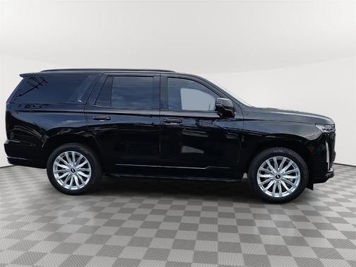 2022 Cadillac Escalade Luxury