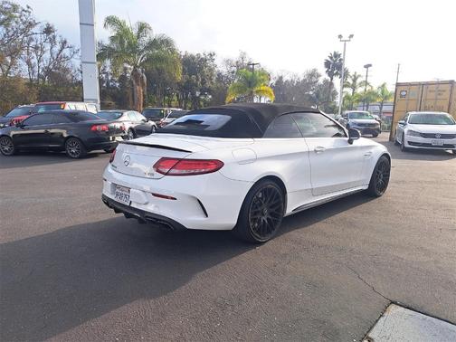 2017 Mercedes-Benz AMG C 63 Base