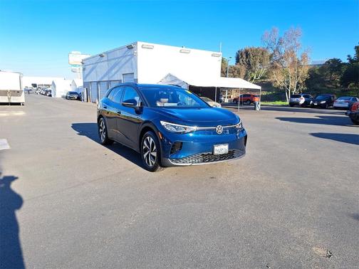 2023 Volkswagen ID.4 Pro