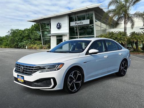 2021 Volkswagen Passat 2.0T R-Line