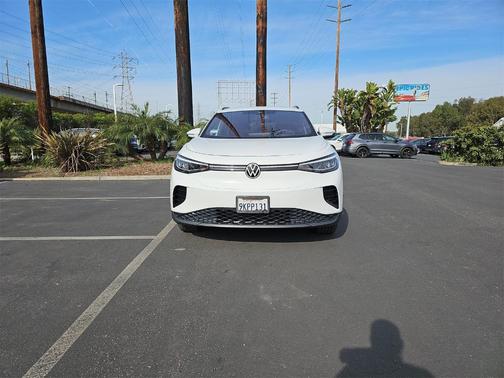 2023 Volkswagen ID.4 Pro