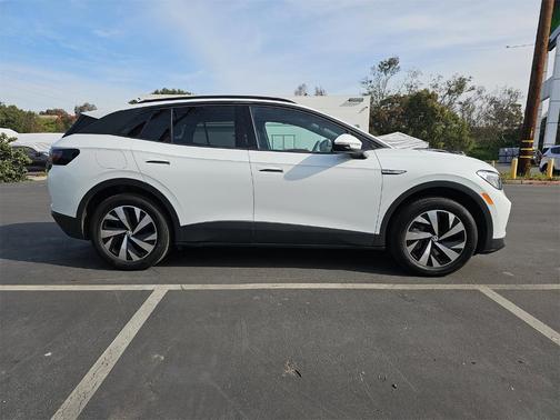 2023 Volkswagen ID.4 Pro