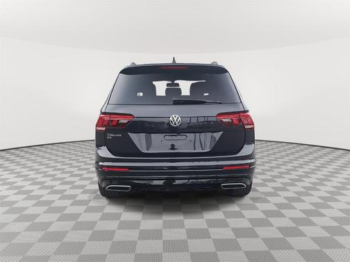 2021 Volkswagen Tiguan 2.0T SE R-Line Black