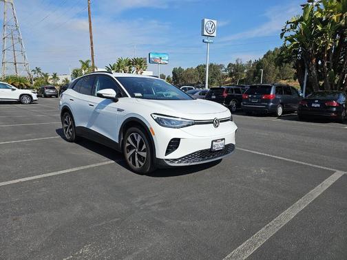 2023 Volkswagen ID.4 Pro