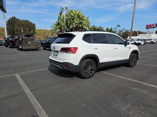 2023 Volkswagen Taos 1.5T S