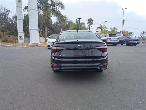 2023 Volkswagen Jetta 1.5T SE
