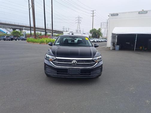 2023 Volkswagen Jetta 1.5T SE