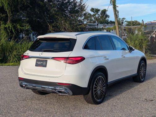 2026 Mercedes-Benz GLC 300 Base
