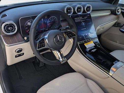 2026 Mercedes-Benz GLC 300 Base