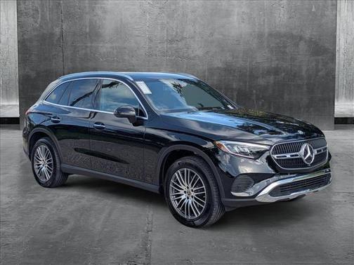 2025 Mercedes-Benz GLC 300 Base