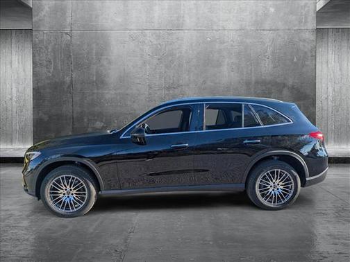 2025 Mercedes-Benz GLC 300 Base