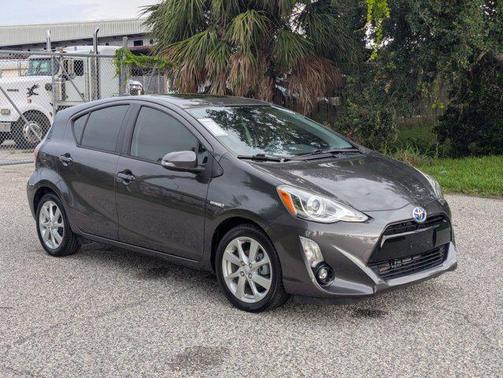 2016 Toyota Prius c Four