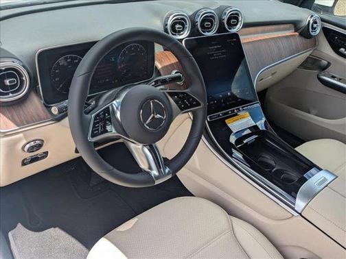 2026 Mercedes-Benz GLC 300 Base