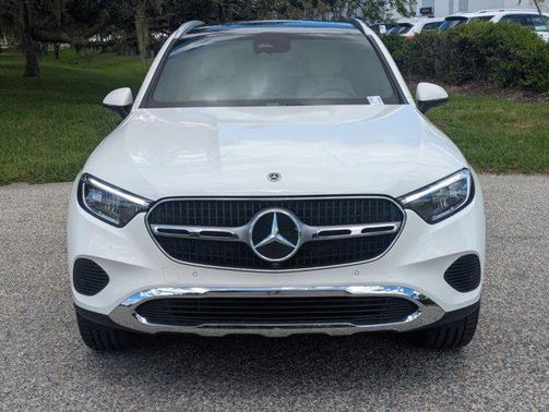 2026 Mercedes-Benz GLC 300 Base