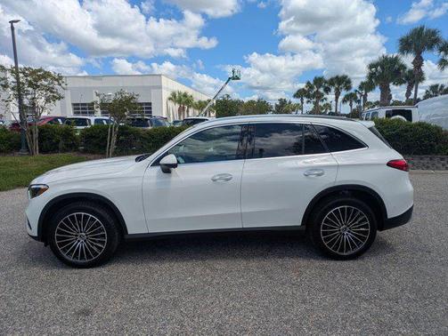 2026 Mercedes-Benz GLC 300 Base