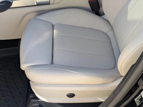 2026 Mercedes-Benz GLB 250 Base