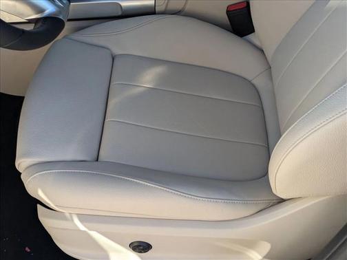 2026 Mercedes-Benz GLB 250 Base