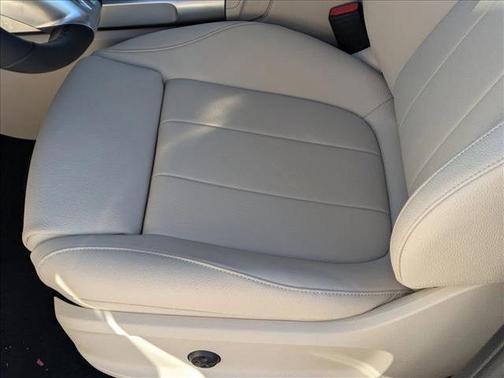 2026 Mercedes-Benz GLB 250 Base