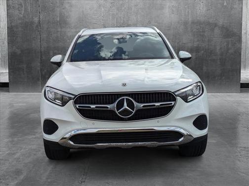 2025 Mercedes-Benz GLC 300 Base