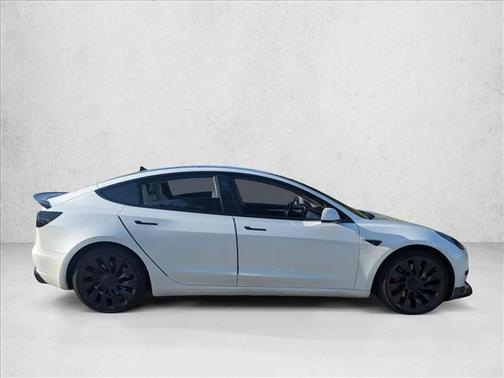 Pearl White Multi-Coat 2022 Tesla Model 3 Performance