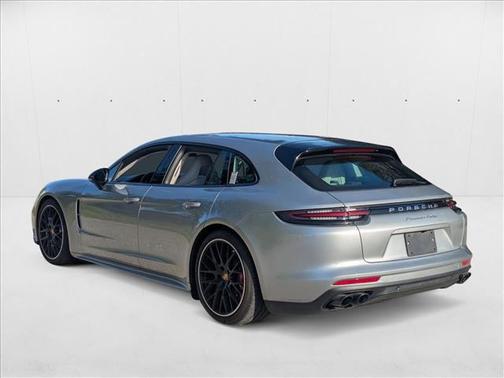 2018 Porsche Panamera Turbo