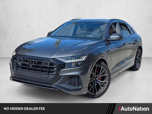 Daytona Gray Pearl Effect 2022 Audi Q8 55 Prestige