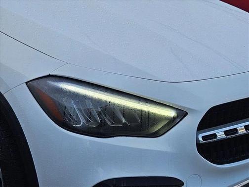 Polar White 2026 Mercedes-Benz GLA 250 4MATIC