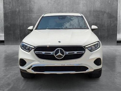 2025 Mercedes-Benz GLC 350e Base