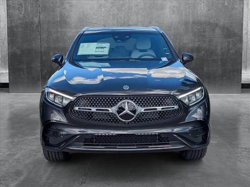 2025 Mercedes-Benz GLC 350e Base