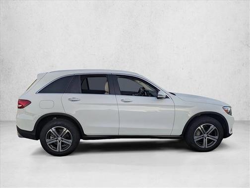 2016 Mercedes-Benz GLC 300 Base