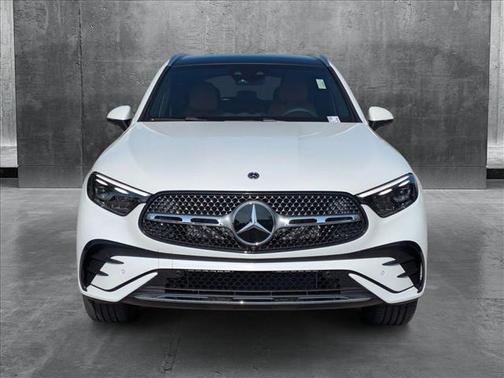 2025 Mercedes-Benz GLC 300 4MATIC